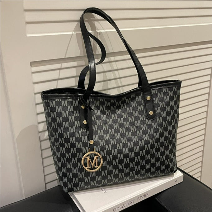 Large-Capacity Commuter Tote Bag, Fashionable Printed Large Bag for Women, 2026 New Style, College Student Class Commute Shoulder Bag